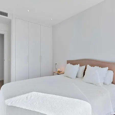 Lägenhet Modern With Rooftop Pool Nueva Andalucia Marbella