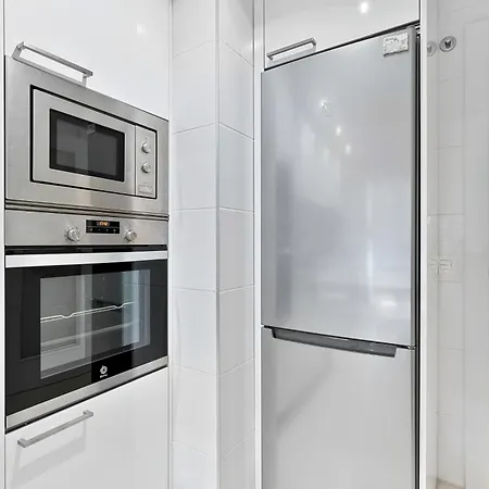 Modern With Rooftop Pool Nueva Andalucia Daire *