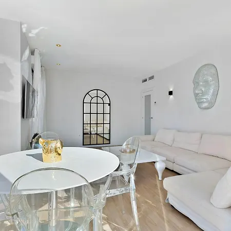 Modern With Rooftop Pool Nueva Andalucia Daire *