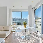 Modern With Rooftop Pool Nueva Andalucia *