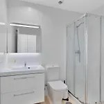 Modern With Rooftop Pool Nueva Andalucia Lejlighed