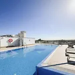 Modern With Rooftop Pool Nueva Andalucia Lejlighed *
