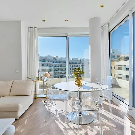 Modern With Rooftop Pool Nueva Andalucia *