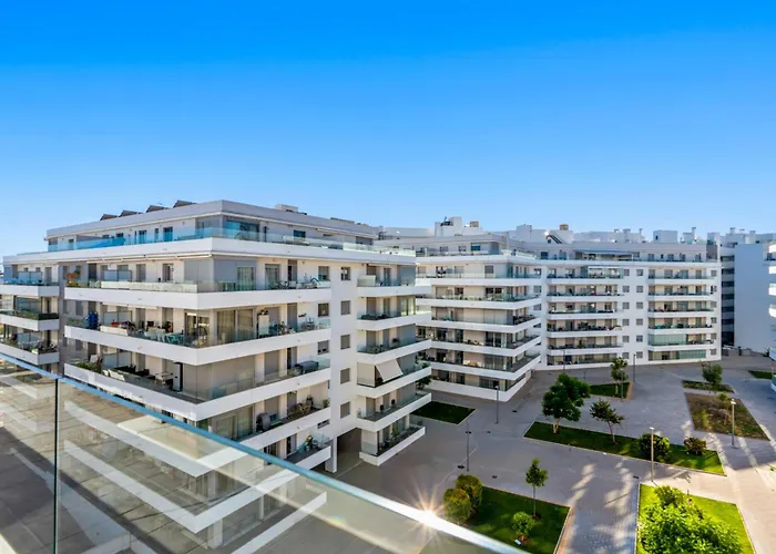 Modern With Rooftop Pool Nueva Andalucia *