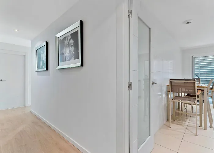 Modern With Rooftop Pool Nueva Andalucia *