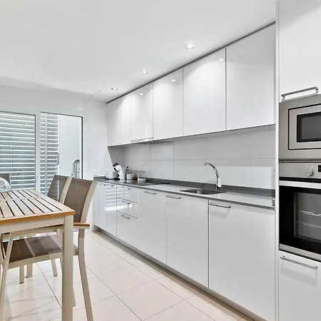 Apartment Modern With Rooftop Pool Nueva Andalucia Marbella